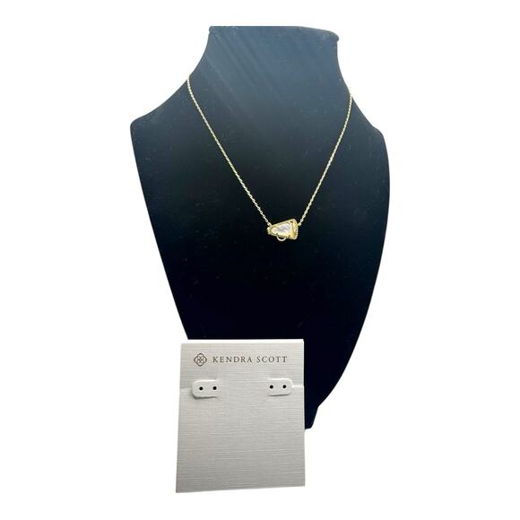 Kendra Scott Cheer Short Pendant Necklace, Fashion Jewelry for Women Cheerleader - Picture 5 of 6